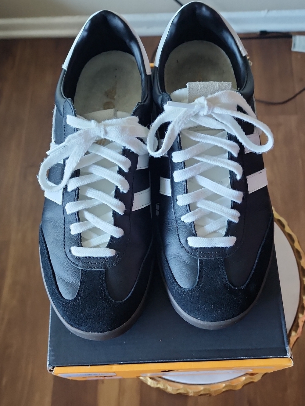 Gola Black and White Women's Retro-Style Sneakers